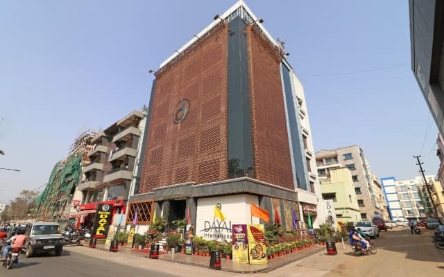 Capital O 3194 Hotel Dayal International