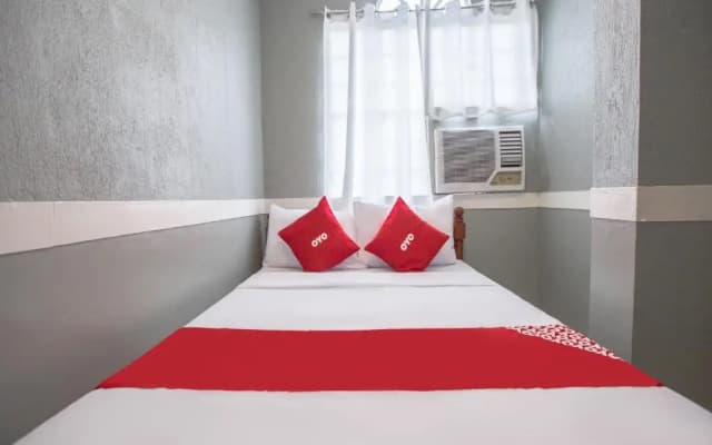 OYO 588 Sunrock Resort