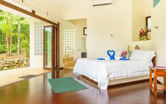Colores del Viento Villa Breathtaking Ocean Views