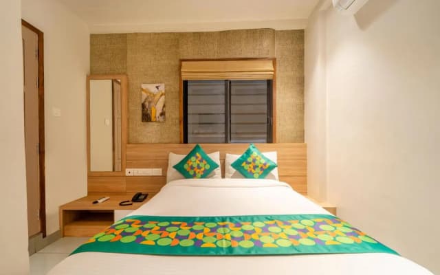 Treebo MR Motel, 10 Mins To Airport