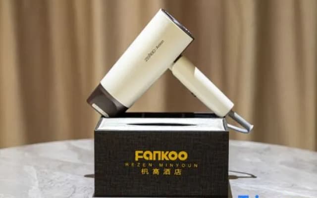 FANKOO jiǔdiàn ( xīshuāngbǎn nàjǐng hóng gàozhuāngxī shuāng jǐngxīng guāngyè shì diàn )