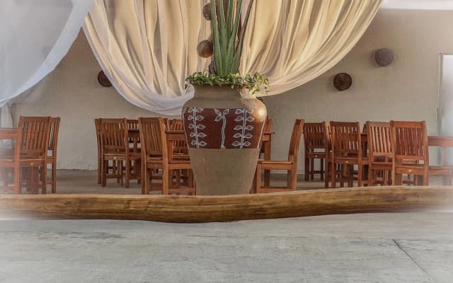 Isla Beach Hotel