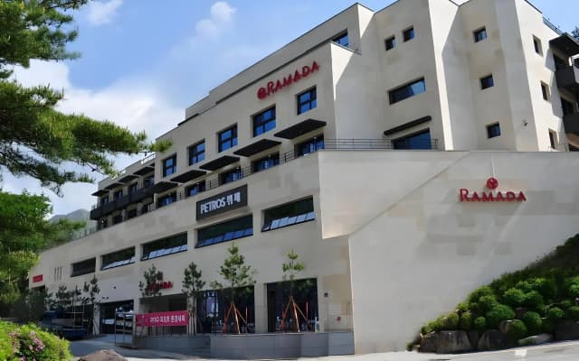Ramada Resort by Wyndham MungyeongSaejae