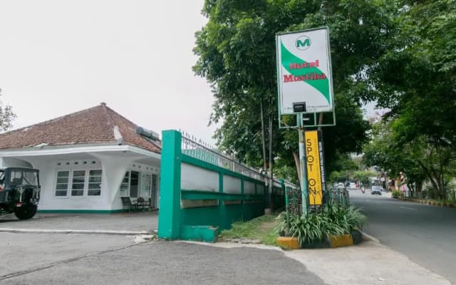 OYO 1707 Hotel Mustika Widyasari