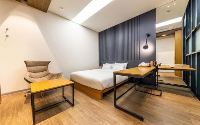 Hotel The Artist Yeonsinnae