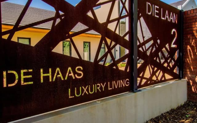 De Haas Living @ Die Laan 2