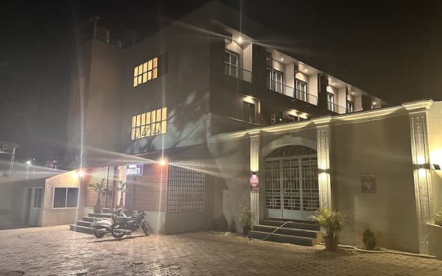 Hotel Unnati