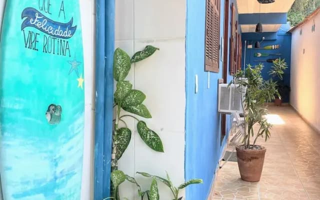 Suites Casa Azul-Vila do Abraão - conforto, limpeza, ótima localização
