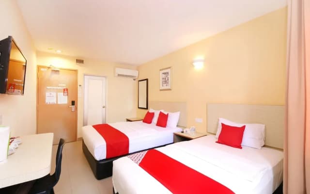 Seven Days Hotel