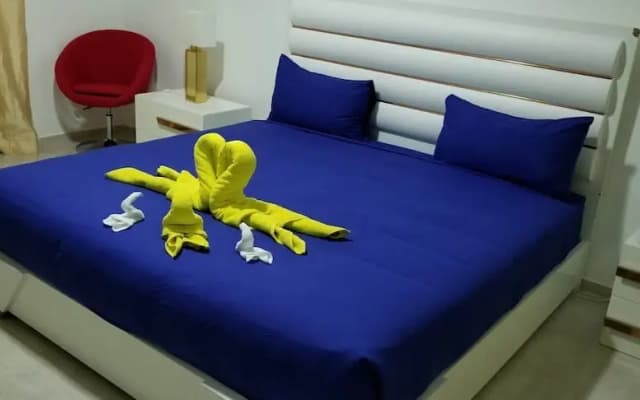 Villa de Colores 3 Rooms 5 King Beds