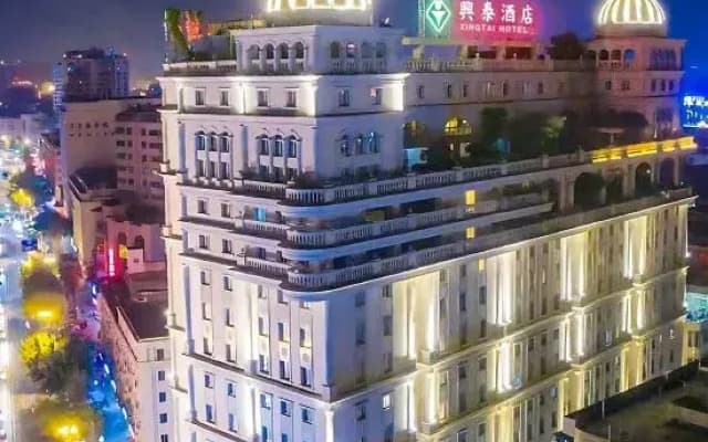 Jinjiang Xingtai Business Hotel