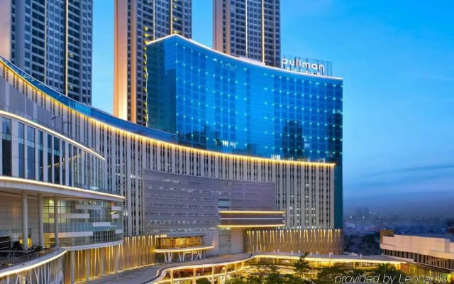Pullman Jakarta Central Park