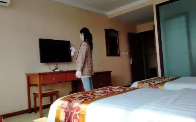 Tianyi Holiday Hotel