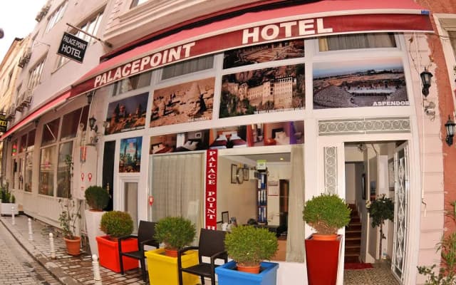 Palace Point Hotel