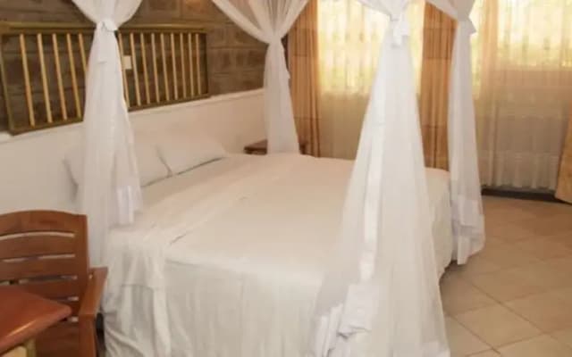 Trotters Hotel