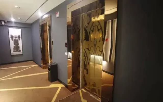 Jinghong No.1 Gamers Gaming Hotel (Spshui Plaza Branch)