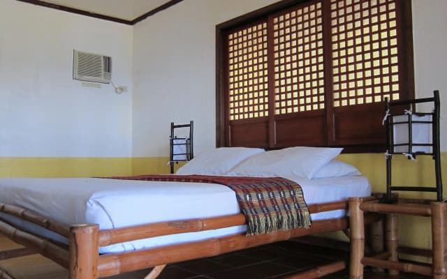 Cebu Club Fort Med Resort