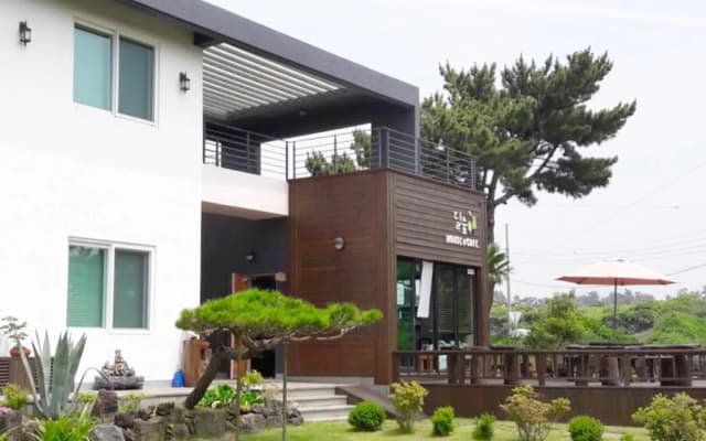 Jeju Dallsoop Guest House