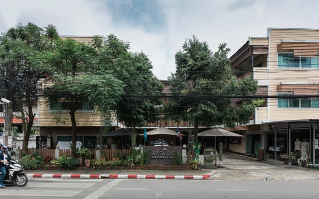 Miami Hotel Chiang mai
