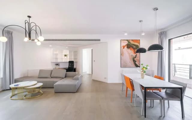 Tyms Elegant 4BR 2BA Apt Xujiahui Malls