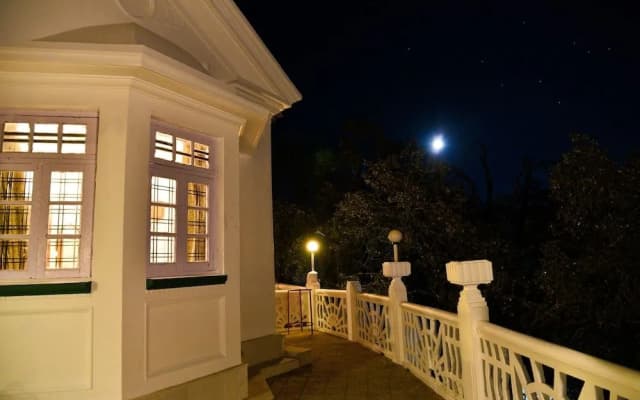 Hotel Chimney House by OpenSky, Mussoorie
