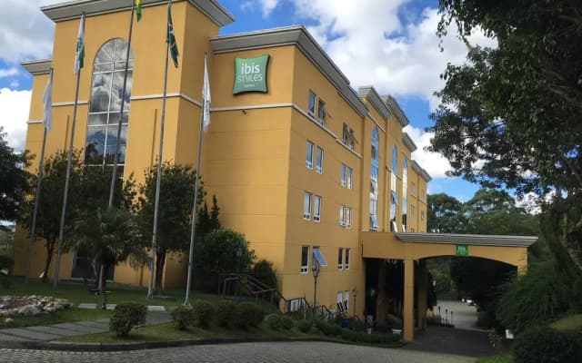 Ibis Styles Curitiba Santa Felicidade