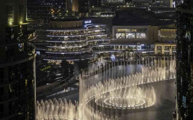 Lux The Burj Khalifa Fountain View Suite