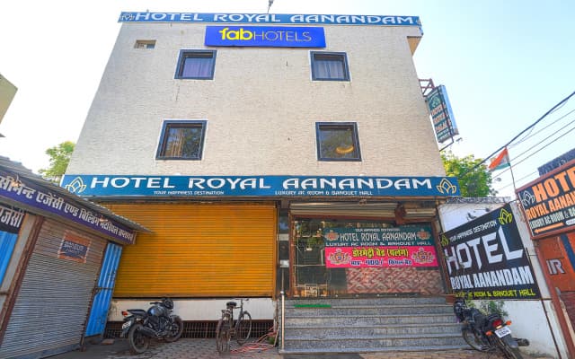 FabHotel Royal Aanandam