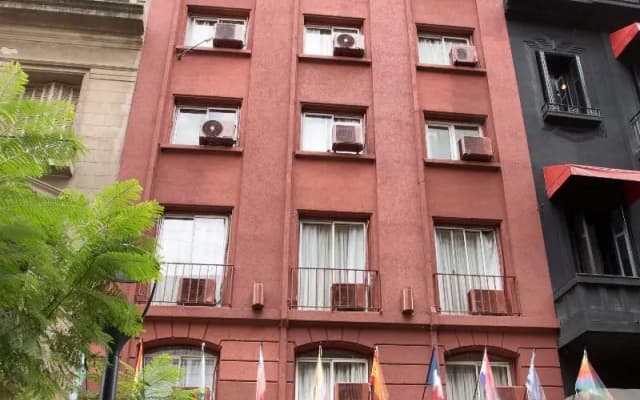 Waldorf Hotel