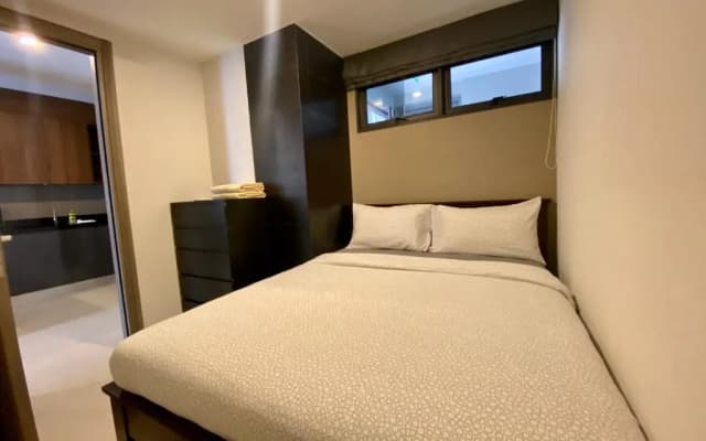 Escape Condominiums Beachfront Suites - Mae Phim
