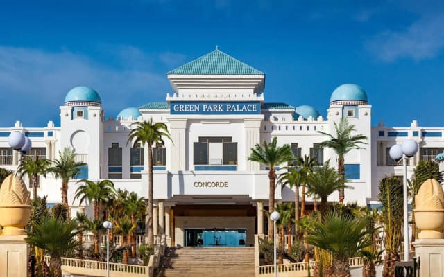 Hotel Concorde Green Park Palace