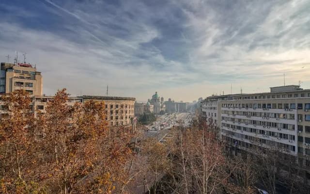 Maccani Black Luxury Suites