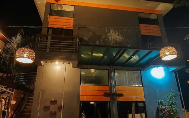 Govantes Guesthouse Loft Units