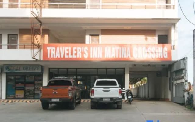 RedDoorz @ Traveler Inn Matina