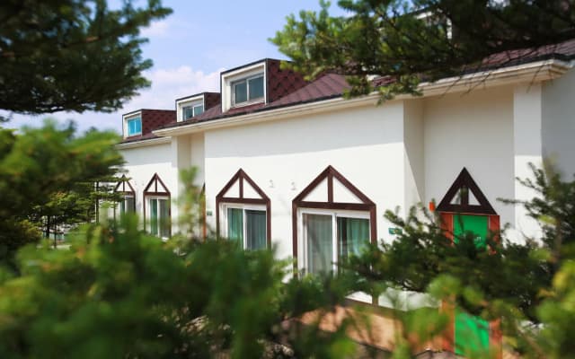 Hyundai Resort