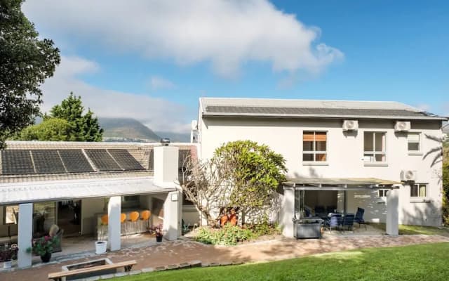 Charming Home With Mountain Views at Rivendell