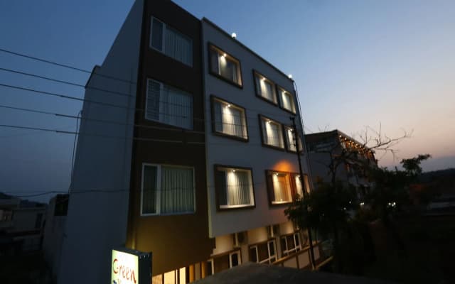 Green View by OYO Rooms