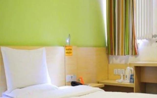 7Days Inn Heze Huanghe Road