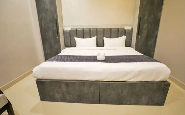 Hotel Ceasta, Next US Consulate Hyderabad, Gachibowli
