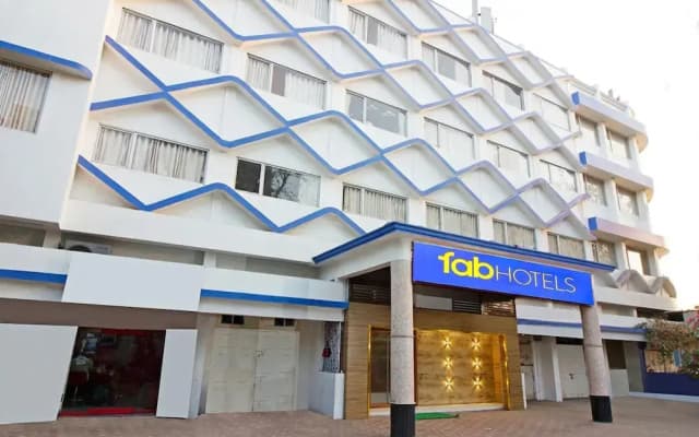 FabHotel Neelkamal - Chembur