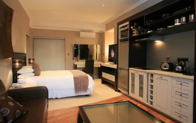 Boardwalk Lodge - B&B
