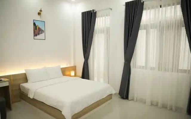 Le Phan Hotel