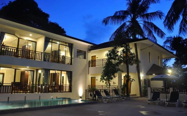 Patong Lodge Hotel