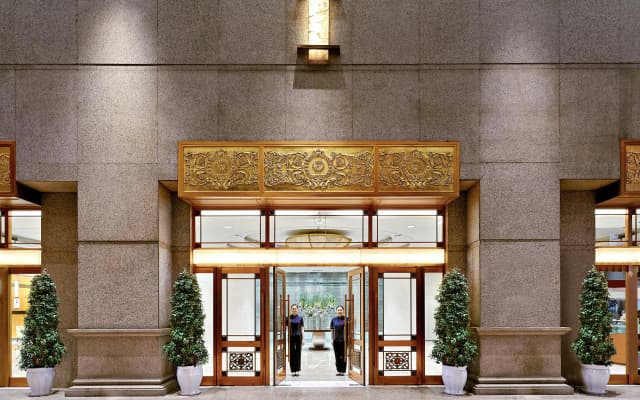 Crowne Plaza Chongqing Jiefangbei(Formerly InterContinental Chongqing)