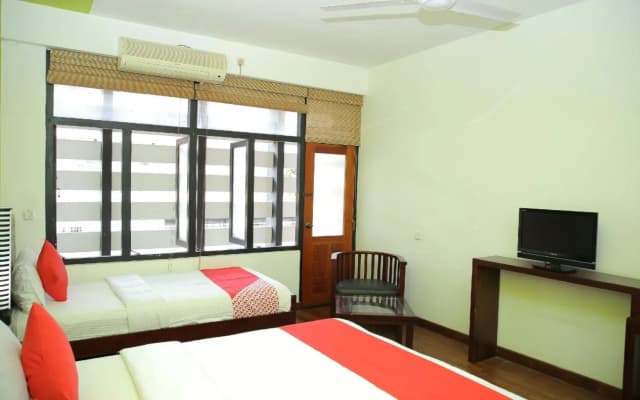 Subhas Hotel