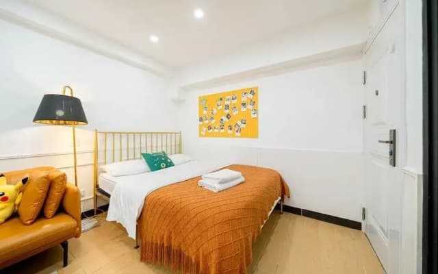 Shanghai Hills&Zinn Changle road Homestay