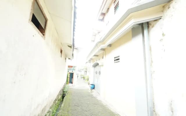 OYO Life 93680 Kost Losawi Syariah