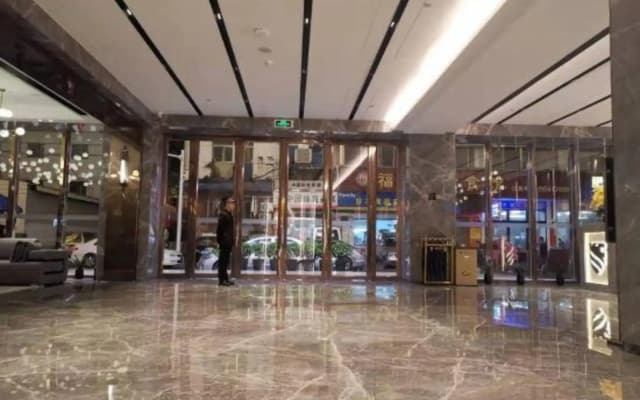 Kamston International Hotel