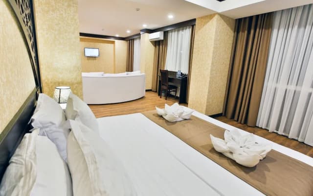 Orient Star Varahsha
