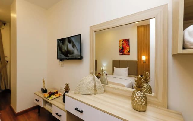 Pyramid Edge Hotel & Exclusive Pyramids View Rooftop